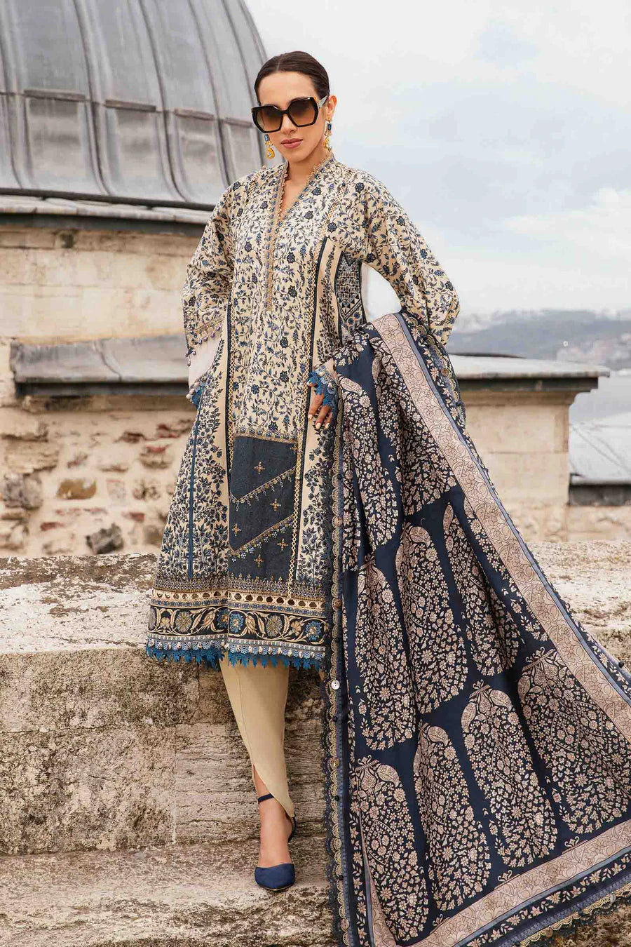 03-Piece Printed Lawn With Chikankari Embroidery Suit - Ready To Wear