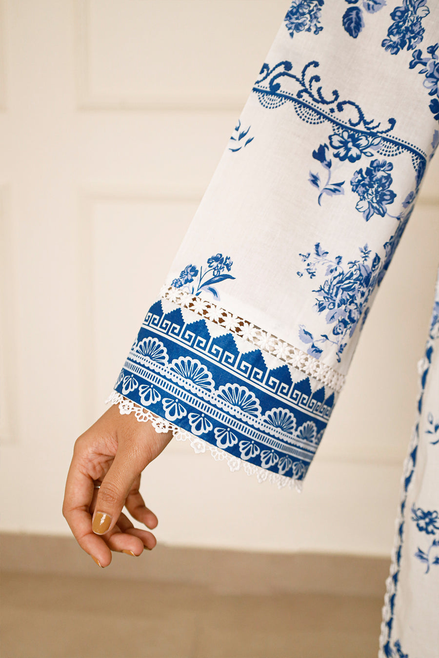 3 Piece Stitched Lawn Suit - Ready To Wear