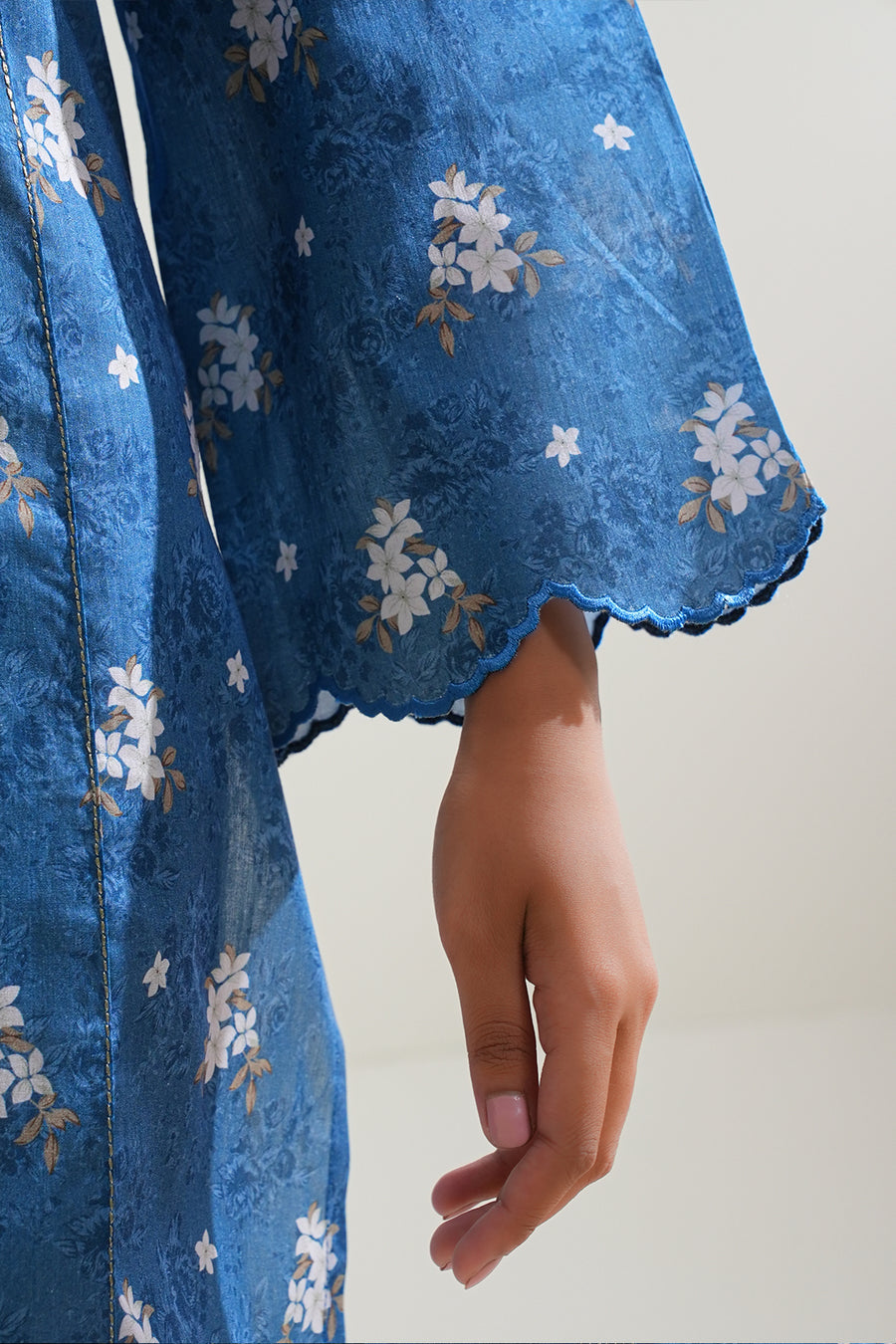 3 Piece Stitched Lawn Suit - Ready To Wear