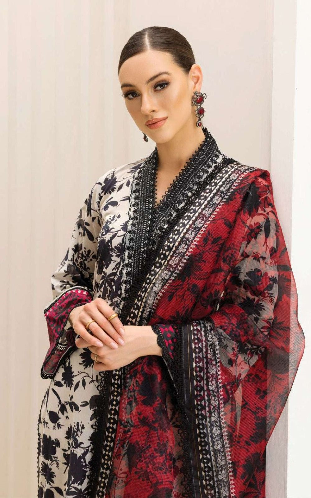 3 Piece Stitched Lawn Suit - Ready To Wear