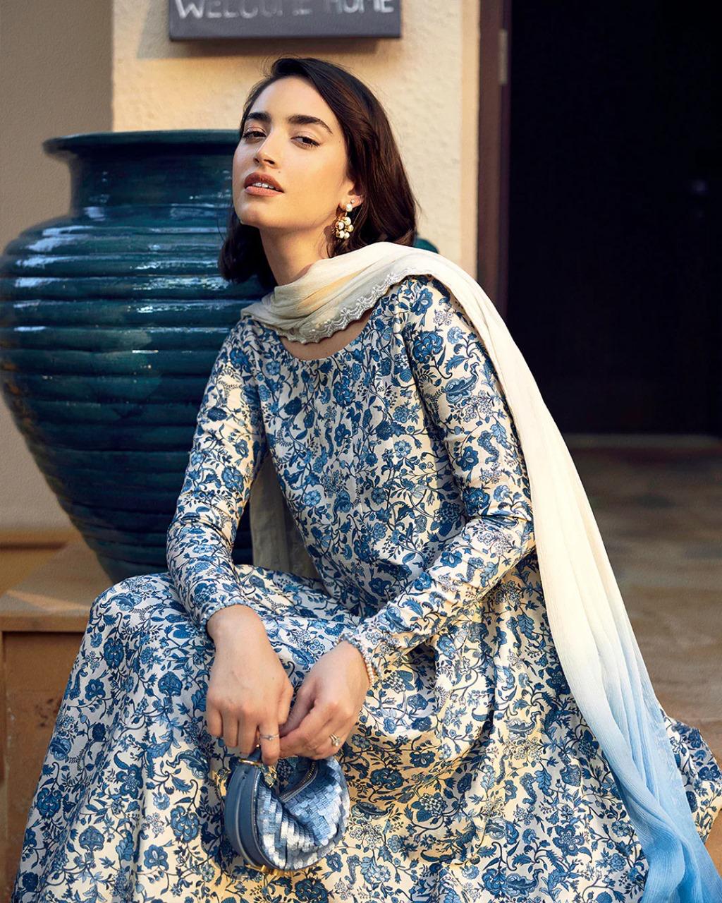 3 Piece Stitched Lawn Suit - Ready To Wear
