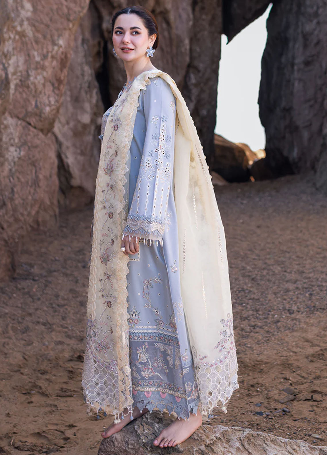 3 Piece Stitched Lawn Suit - Ready To Wear